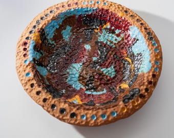 Vintage 1970s Studio Pottery Bowl, Handcrafted Naive Form with Colorful Glaze, Terracotta Fruit Bowl or Wall Plate, Elegant Gift Idea