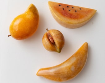 Set of 4 vintage alabaster fruits - yellow fruit handmade from stone - mid century design - Italy 1970s