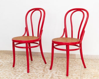 Set of 2 Thonet Kaffehaus chairs - Red dining chairs with Viennese cane - 1950s