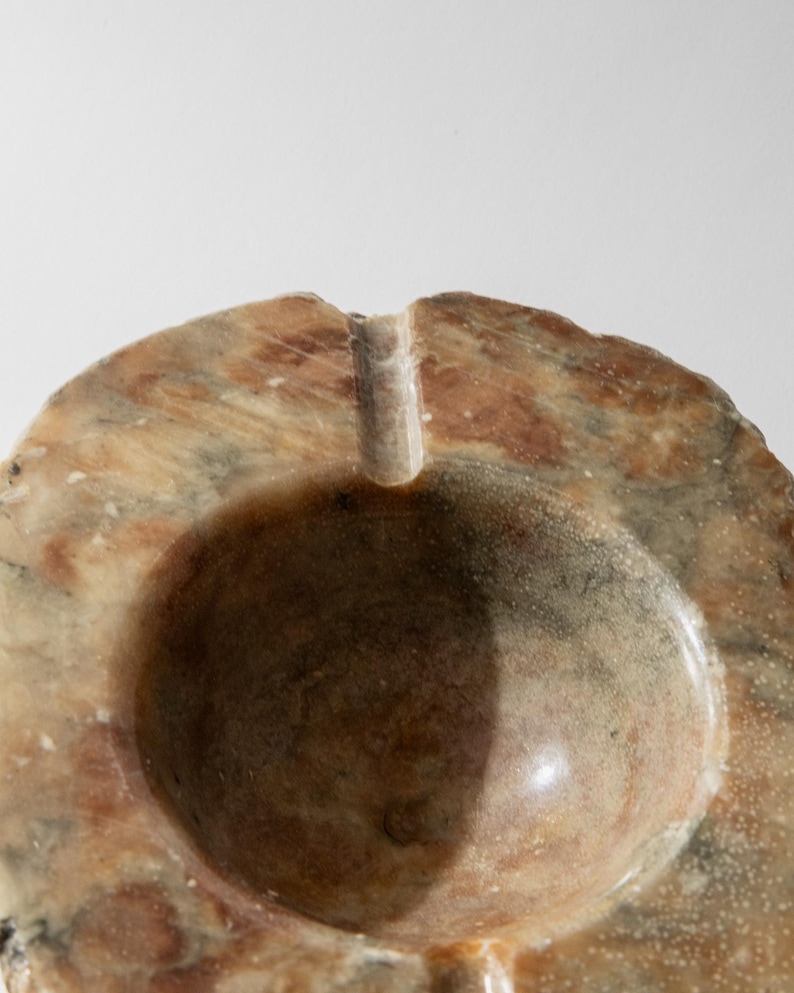 Vintage 1960s Alabaster Ashtray, Hand Carved Italian Stone with Raw Textured Design, Sculptural Table Decor, Timeless Elegant Gift Idea image 4