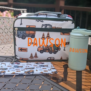 Boîte à lunch de camion de construction pour garçons Sac à lunch personnalisé, excavatrice, camion à benne basculante, cadeau de chariot élévateur pour garçon trousse avec camions
