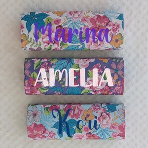 Étui à lunettes floral personnalisé : boîte à lunettes en métal personnalisée, boîte de rangement pour protecteur d'objectif, cadeau de grand-mère unique pour la fête des mères