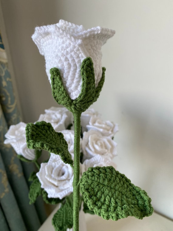 Crochet Detailed White Rose With Leaves, Yarn Flower Gift - Etsy