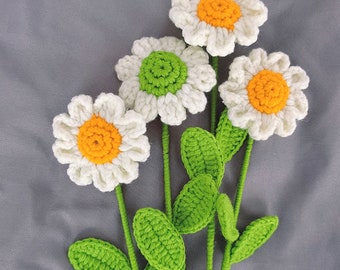 Finished Crochet Daisy Bouquet, Knitted Yarn Blossom, Home Decor Ornament Gift for Mom Friend