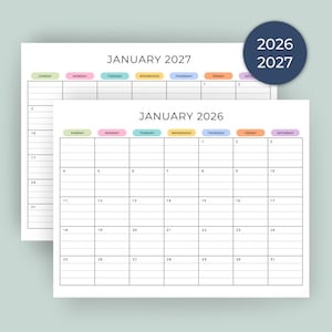 以下が含まれることがあります： 1 月 2026 年と 1 月 2027 年の 2 つの白い月間カレンダー。各カレンダーには、パステルカラーでラベル付けされた曜日を持つグリッドレイアウトがあります。青い円のグラフィックは、2026 年と 2027 年の年を表示します。