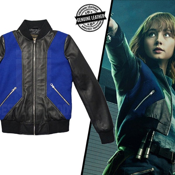 Ruby Stokes Blaue und Schwarze Bomber Lederjacke, 100% Echtleder und Wolljacke, Lockwood & Co 2023 Promi Jacke, Kostenlose Lieferung