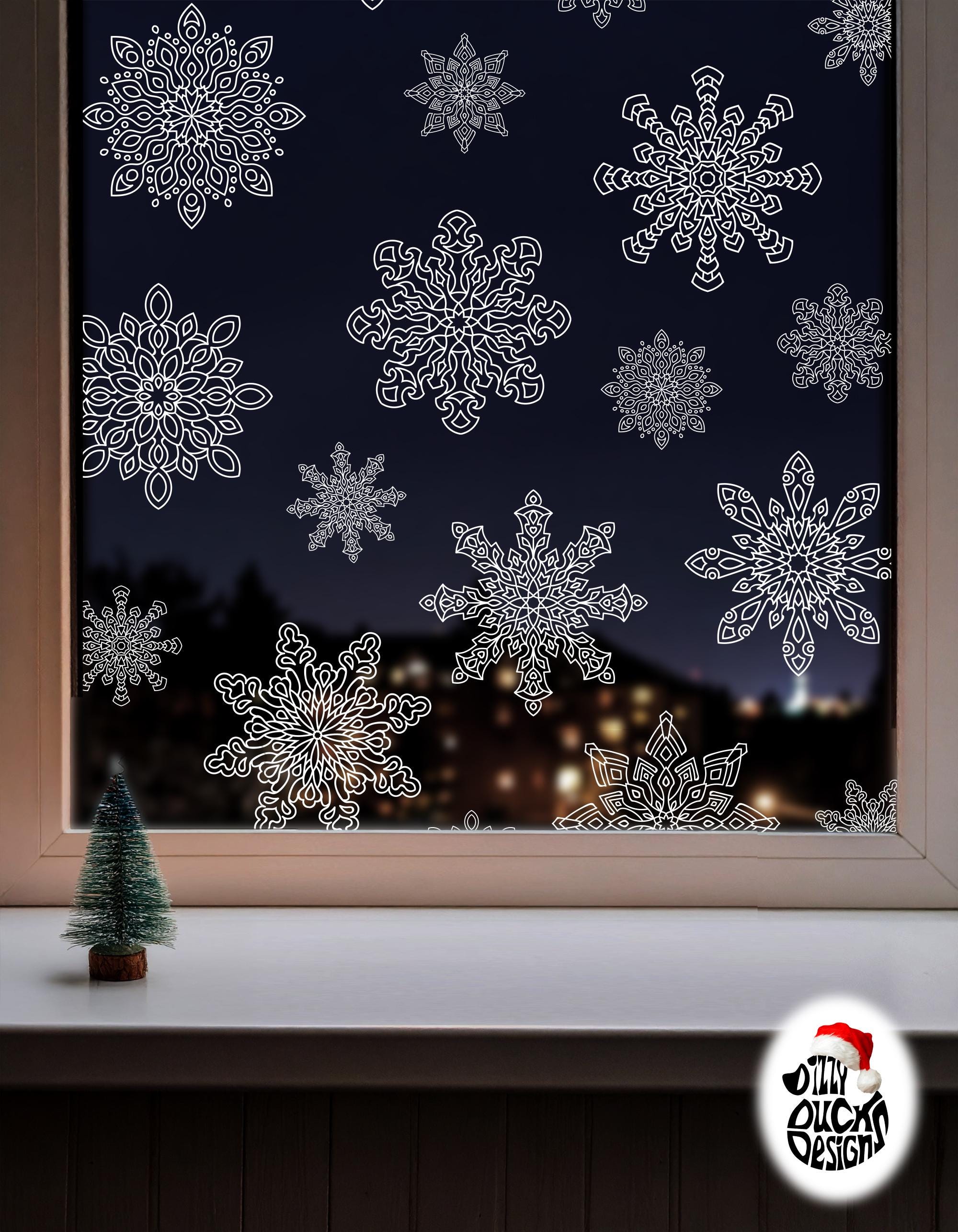 Decorazione natalizia, set di 76 adesivi natalizi per finestre con motivo a fiocco di neve, riutilizzabili, in PVC statico, per decorare le finestre | Leroy Merlin