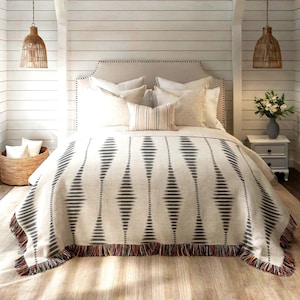 Woven Throw Blanket Black and White Waves: Modern Cotton Bedspread, Textured Fringed Edges | Durable, Cozy Dorm Decor, 3 Sizes