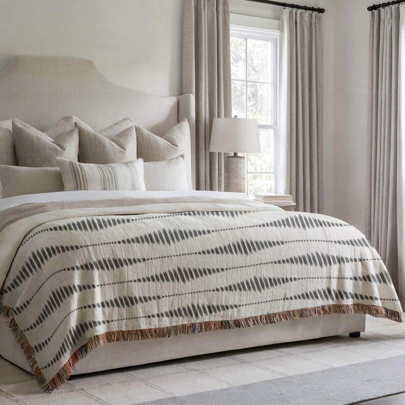 Woven Throw Blanket Black and White Waves: Modern Cotton Bedspread, Textured Fringed Edges | Durable, Cozy Dorm Decor, 3 Sizes