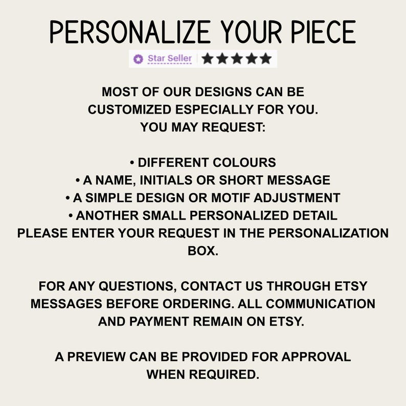 a message that encourages personalizing a piece of clothing, stating that most of their designs can be customized, and that the request can be made in the personalization box. It also mentions that a preview can be provided for approval when needed.
