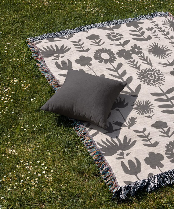 Accent Pillow Set and Sofa Throw Blanket, Scandinavian Style, Cozy