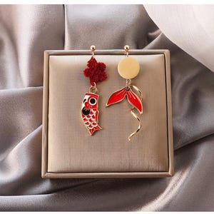 Koi Fish Earrings, golden Japanese Koi fish, fish dangle earring, koi fish jewelry, women day mother day gift, koi fish charm, koi earrings