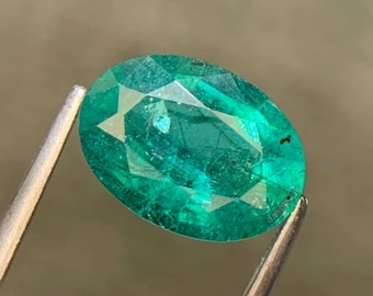 Natural Zambian Emerald Gemstone, 2.09 Ct Oval Faceted, Minor Oiled (10.1x7.3x4.8mm)