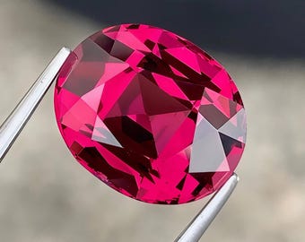 Natural Rose Pink Garnet Gemstone | Oval Faceted VVS Loose Stone (6.77ct)