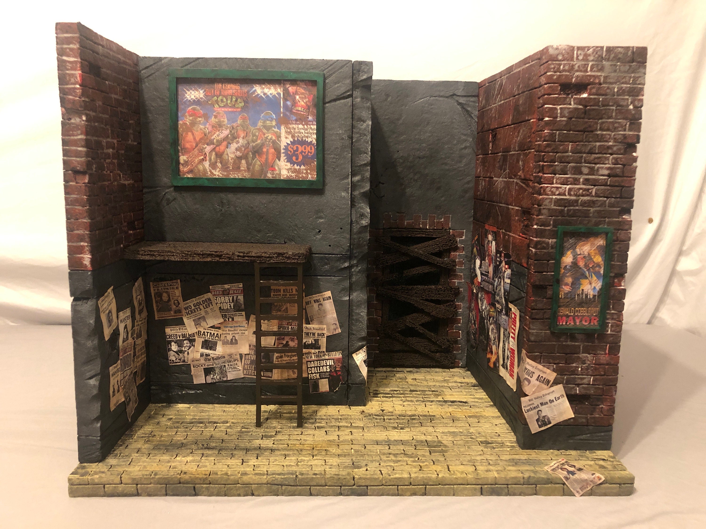 Handmade Back Alley Diorama, 7