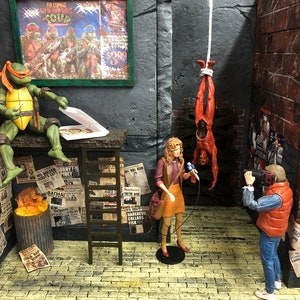 Diorama Back Alley w skali 1:12 – idealna dla Neca/McFarlane lub dowolnej figurki 7-calowej (figurka nie jest dołączona)