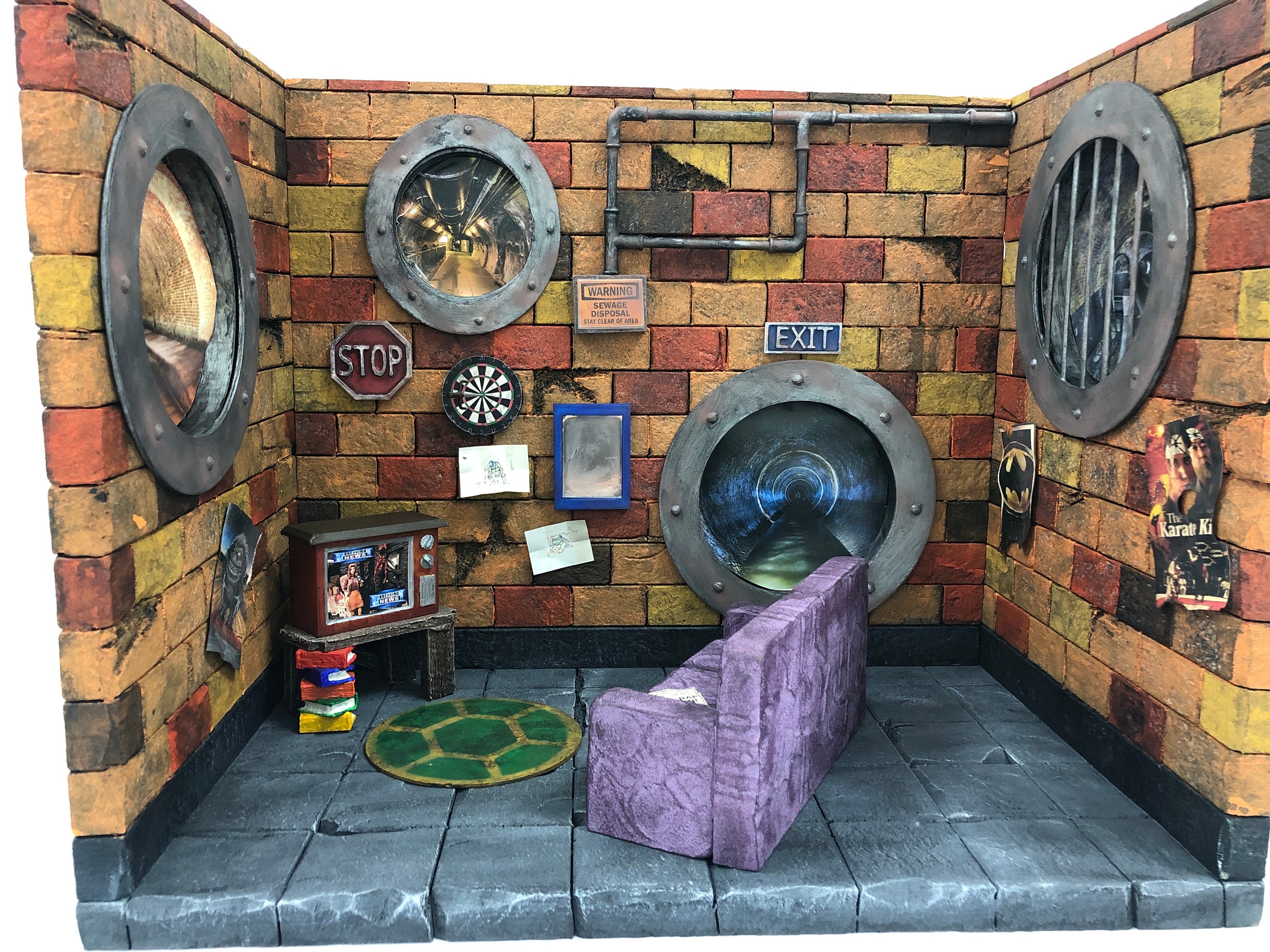 A 1:12 Sewer Lair Living Room Diorama-perfect for Neca