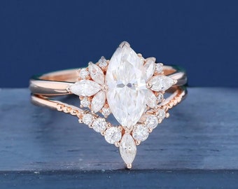 1.0 CT Marquise Moissanite Engagement Ring Set, Marquise Engagement Ring, 10/14k Yellow Gold Ring Set, Anniversary Ring, Gift, Wedding Ring