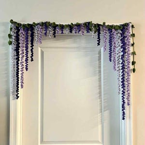 No Sew Lavender Garland Crochet Pattern in English | Lavender Curtainl Decor, crochet wall hanging pattern, Lace Window Decor