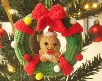 Gingerman Wreath Christmas Hanging Crochet Pattern, Christmas Car