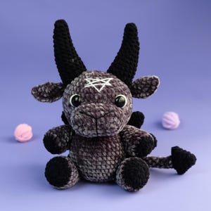 Duivel Baphomet haakpatroon, knuffel duivel Goth Halloween, grimmige grijnzende geit patroon, demon patroon, Engelse instructie