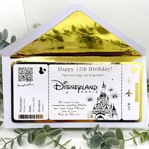 Billet Disneyland Paris, billet doré personnalisé, faire-part de voyage Disney, cadeau de fête Disneyworld, cadeau de voyage d'anniversaire image 1