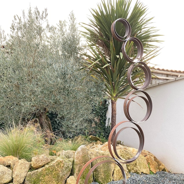 CerCles Empilés, Sculpture en acier pour le jardin ou l'intérieur. Décoration moderne - contemporaine. Plusieurs couleurs possible.