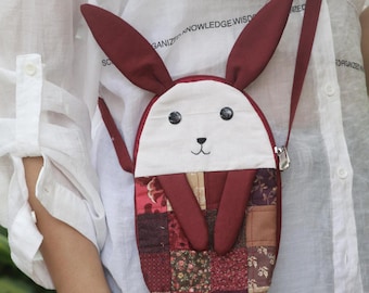 Estuche para teléfono hecho a mano con forma de conejo: Mini bolso bandolera acolchado