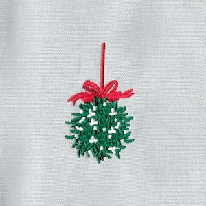 Mistletoe ball for christmas, red bow, 3 sizes machine embroidery designs instant download