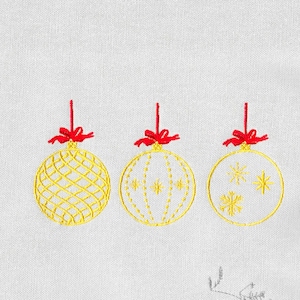 Bundle of Christmas balls (x3), 4 sizes each, machine embroidery designs instant download