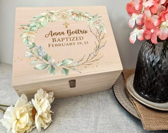 Personalisierte Taufe Holz Aufbewahrungsbox, Erstkommunion, Taufe Geschenkbox, religiöses Geschenk für Patenkind, Enkel, Paten, Taufe