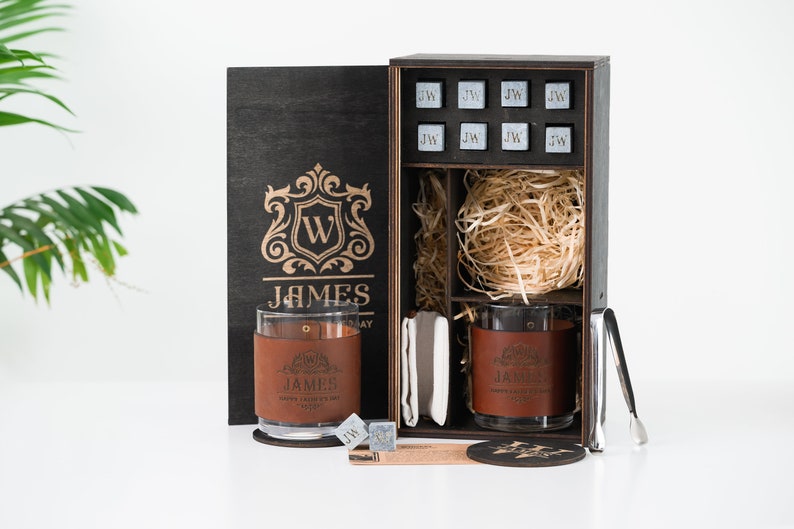 Each glass in this set features a luxurious leather wrap, offering a unique tactile experience and an elegant appearance, perfect for the discerning whiskey enthusiast.