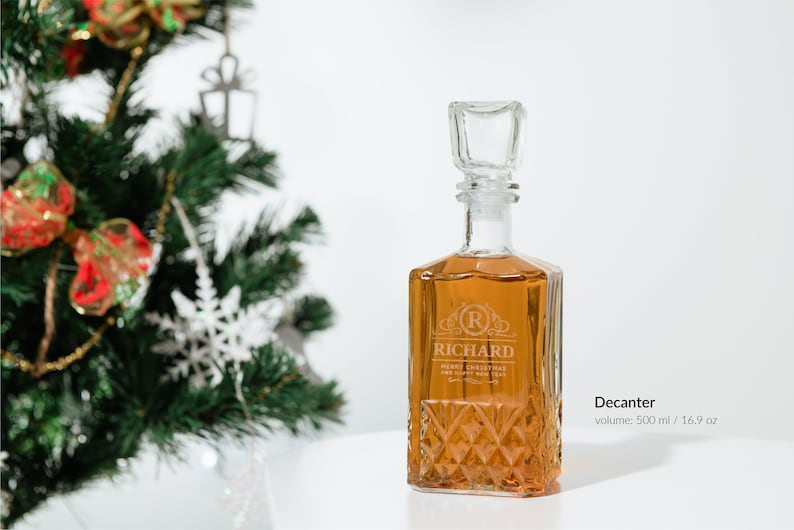 Discover the pinnacle of whiskey enjoyment with our finely crafted decanter. Its classic design adds a touch of sophistication to any home bar or gathering.