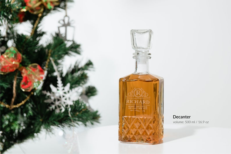 Discover the pinnacle of whiskey enjoyment with our finely crafted decanter. Its classic design adds a touch of sophistication to any home bar or gathering.