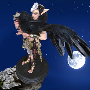 Reservado, Elfo Negro Aloric Domador de Corvos, Fada Masculina OOAK em Escala Grande, Anjo Negro, Boneco de Corvo Masculino, Escultura de Fada Masculina Fantasia Feita à Mão