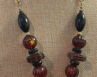 22" TRIFARI Amber Tone  & Black LUCITE Beaded  NECKLACE With  2" Pendant