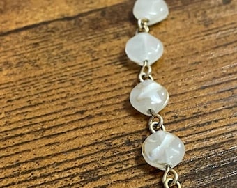 Vintage EMMONS FAUX PEARL 7" Bracelet.  Gold Tone Links,  Signed