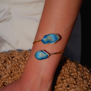 Agate Cuff Bracelet – Handmade Gold Plated Brass, Natural Stone Jewelry, Adjustable Gift for Her