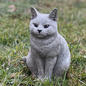 Grey cat statue Stone cat figurine Tabby cat Sculpture Outdoor Lawn Ornament Backyard decor Concrete Cat Memorial decoration Pet Statue image 1