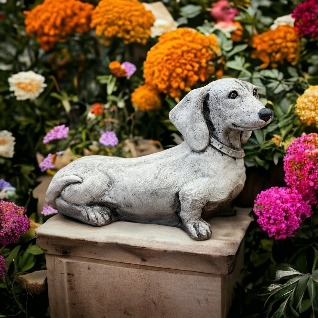 Realistic Dachshund Dog Figure Concrete Dachshund Puppy Statue Outdoor