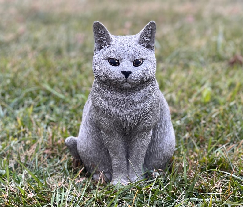 Grey cat statue Stone cat figurine Tabby cat Sculpture Outdoor Lawn Ornament Backyard decor Concrete Cat Memorial decoration Pet Statue image 2