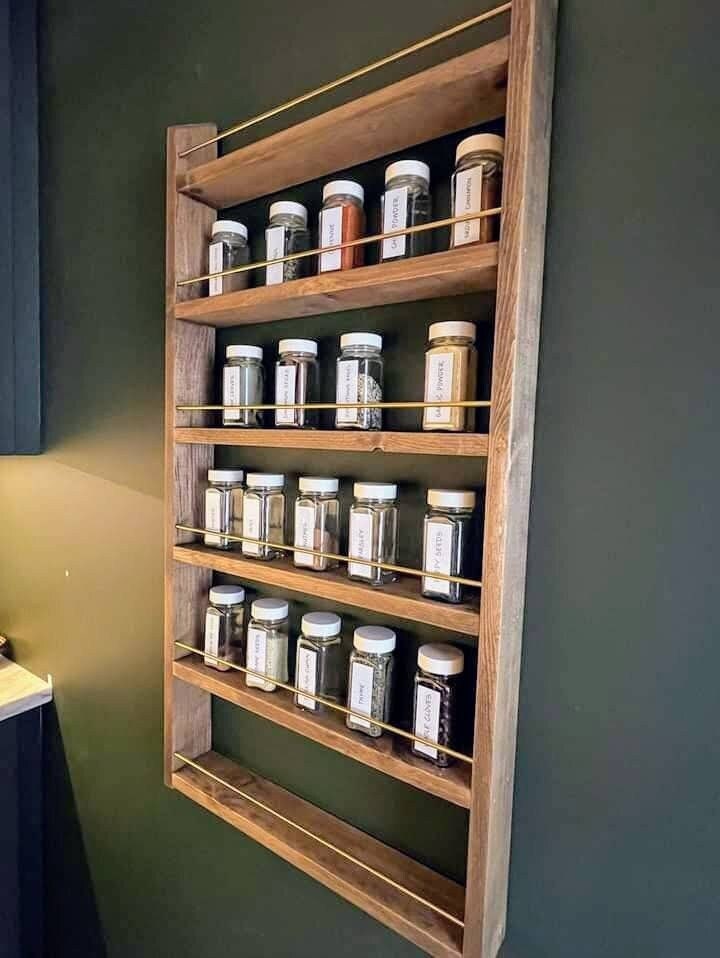 Estante para especias de acero inoxidable o latón elegante de 18" de ancho / Estante para especias moderno rústico de 1 a 8 estantes para montaje en pared / encimera para organizar la despensa