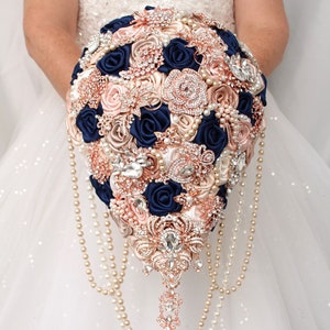Brooch bouquet. Cascade bouquet. Navy blue rose gold wedding flowers. Champagne artifitial flowers. Bridesmaids bouquets