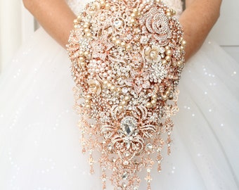 Cascade rose gold brooch bouquet. Jeweled wedding bouquet. Great gatsby bling bouquet