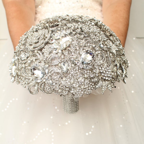Silver wedding bouquet. Crystal bridal bouquet. Brooch bouquet. Full jeweled bouquet.