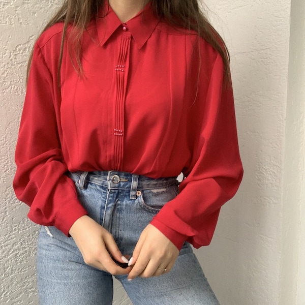 Red Women Blouse Long Sleeve Shirt Button up Top Shoulder Pads Plaid Red Shirt Secretary's Shirt Size Medium Blouse