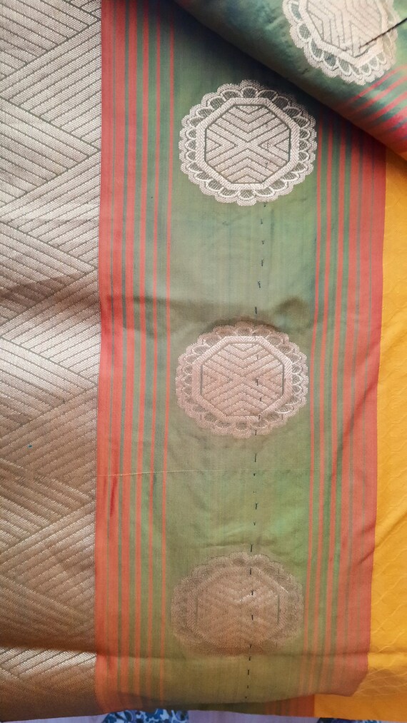 Vintage 100% silk saree in Mustard Yellow, Green … - image 6