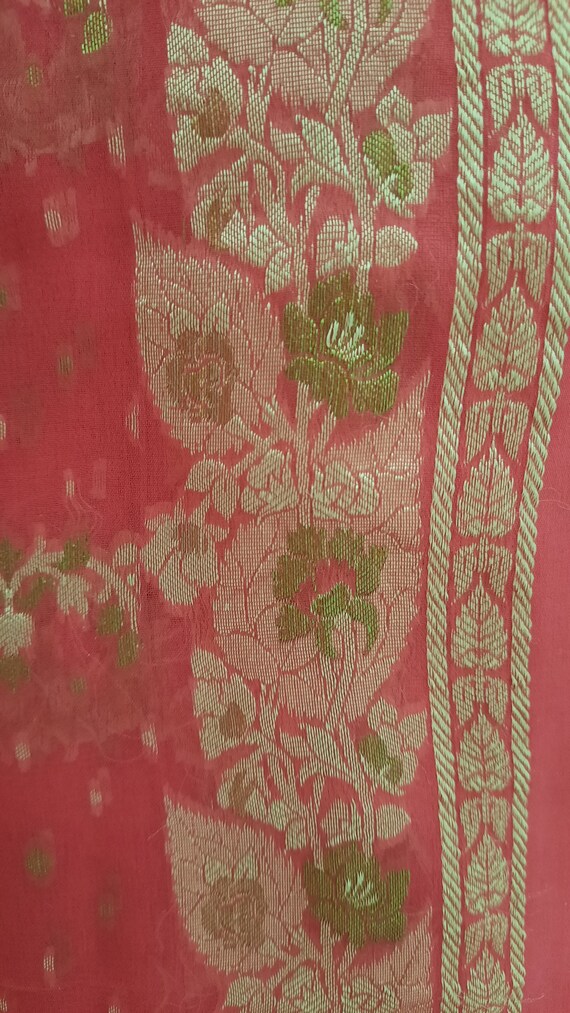 Vintage  Chiffon Saree in Sweet Light Red  & Gold - image 8