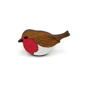 Robin brooch / Hand painted robin pin image 2