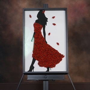 Die Dame in Rot (Handgemachtes Einzelgemeinncht) Original aus echten Schmetterlingen